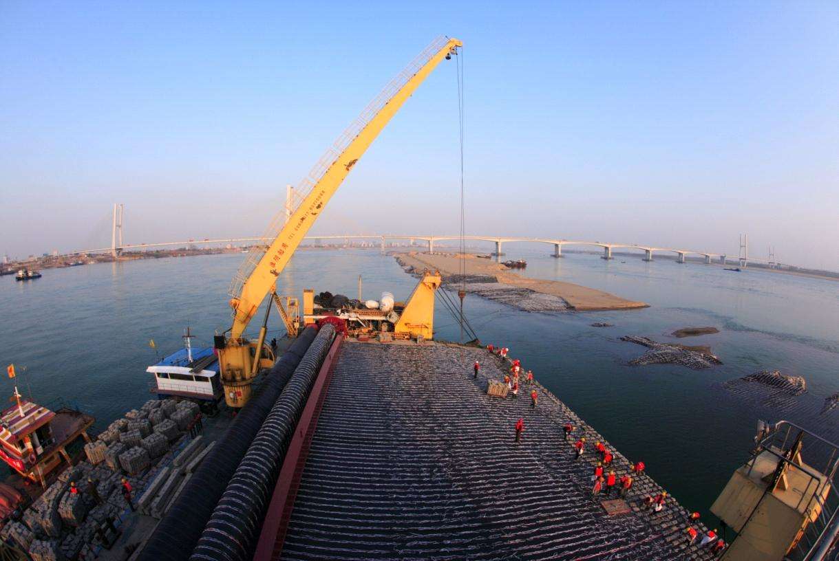 華發(fā)中標長江重慶航道工程局